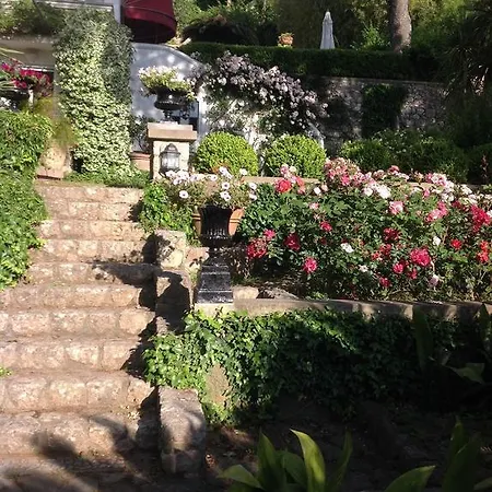 Bed & Breakfast Iutta Capri