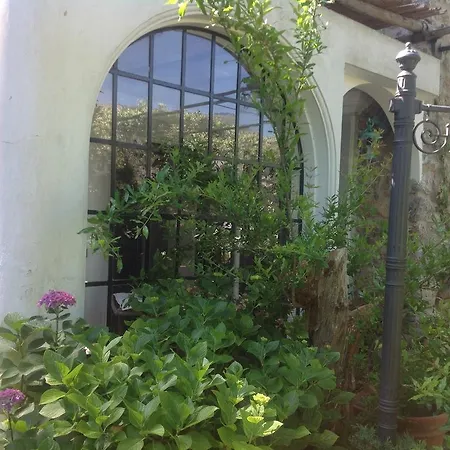 Iutta Bed & Breakfast Capri