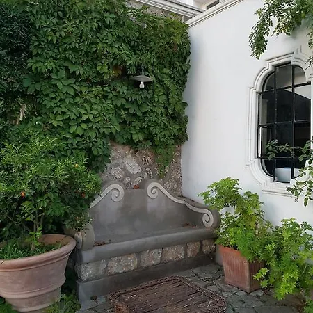 Bed & Breakfast Iutta *